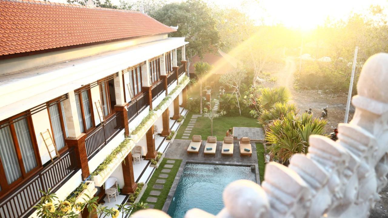 Seno Guesthouse & Cafe Улувату Екстер'єр фото